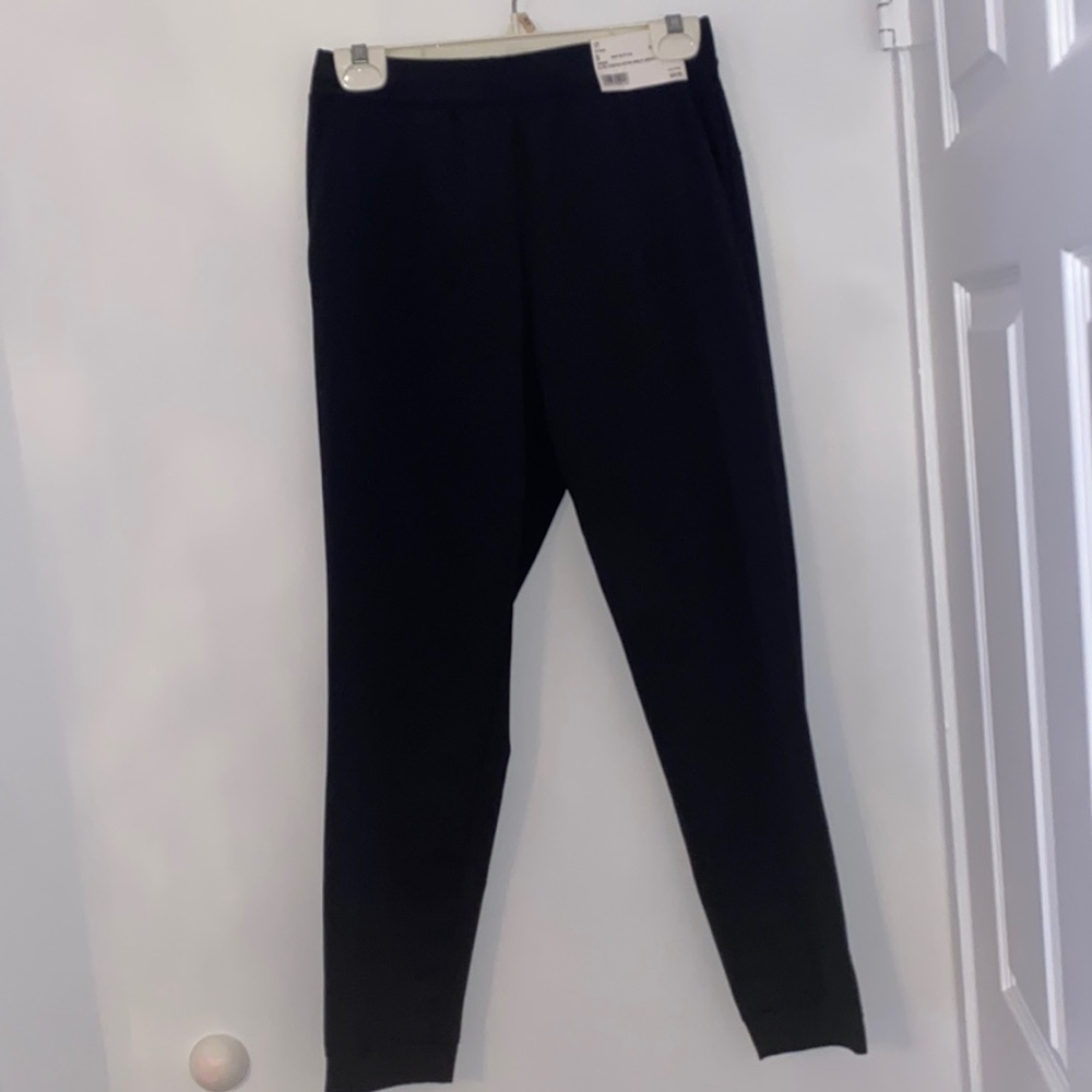Uniqlo active pants ⚡️SEND BEST OFFER⚡️